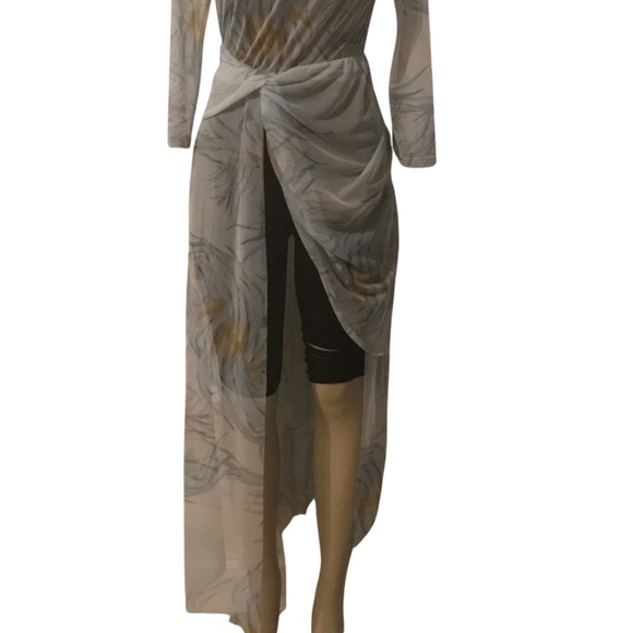 Ala Von Auersperg Jerry Topper in Birds of Paradise - Picture 4 of 9